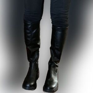 NWOT- Steve Madden- Chunky Knee High Platform Boot- Size 11 FLAW 1” difference